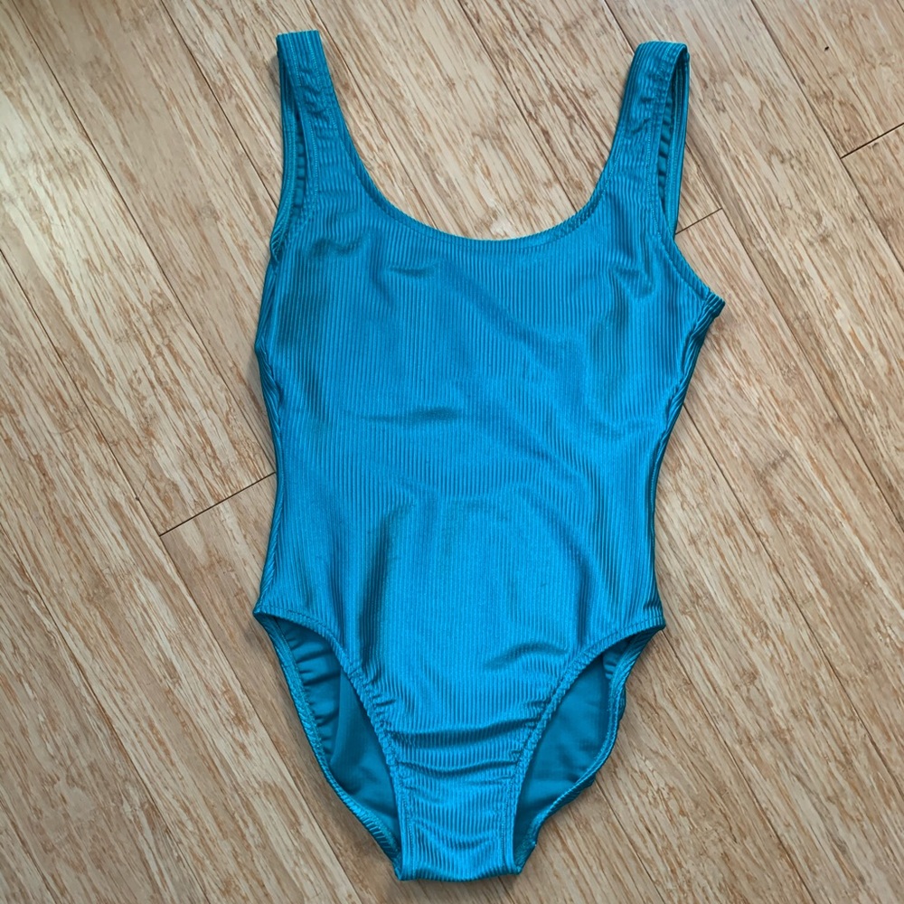 🔴 SOLD Vintage White Stage Textured Teal Onepiece